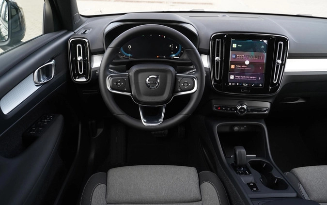 Volvo XC 40 cena 181544 przebieg: 1, rok produkcji 2024 z Strzelce Krajeńskie małe 352